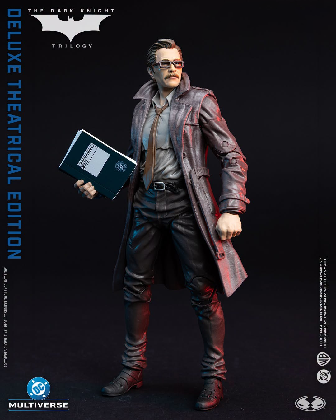 The Dark Knight (2008) DC Multiverse Commissioner James Gordon (Deluxe Theatrical Edition) Action Figure Gallery Image 3