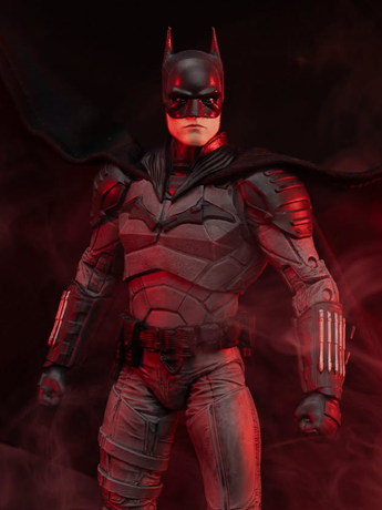 The Batman (2022) DC Multiverse Batman (Deluxe Theatrical Edition) Action Figure Gallery Image 2
