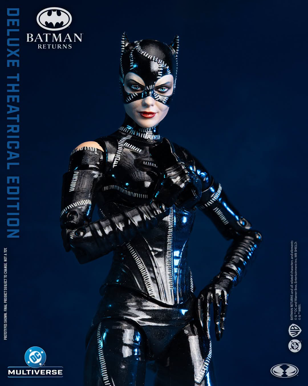Batman Returns (1992) DC Multiverse Catwoman (Battle Damage) Action Figure (Deluxe Theatrical Edition) Gallery Image 5
