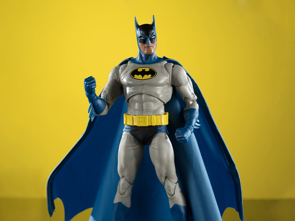 Batman/Superman: World's Finest DC Multiverse Batman Action Figure Gallery Image 1