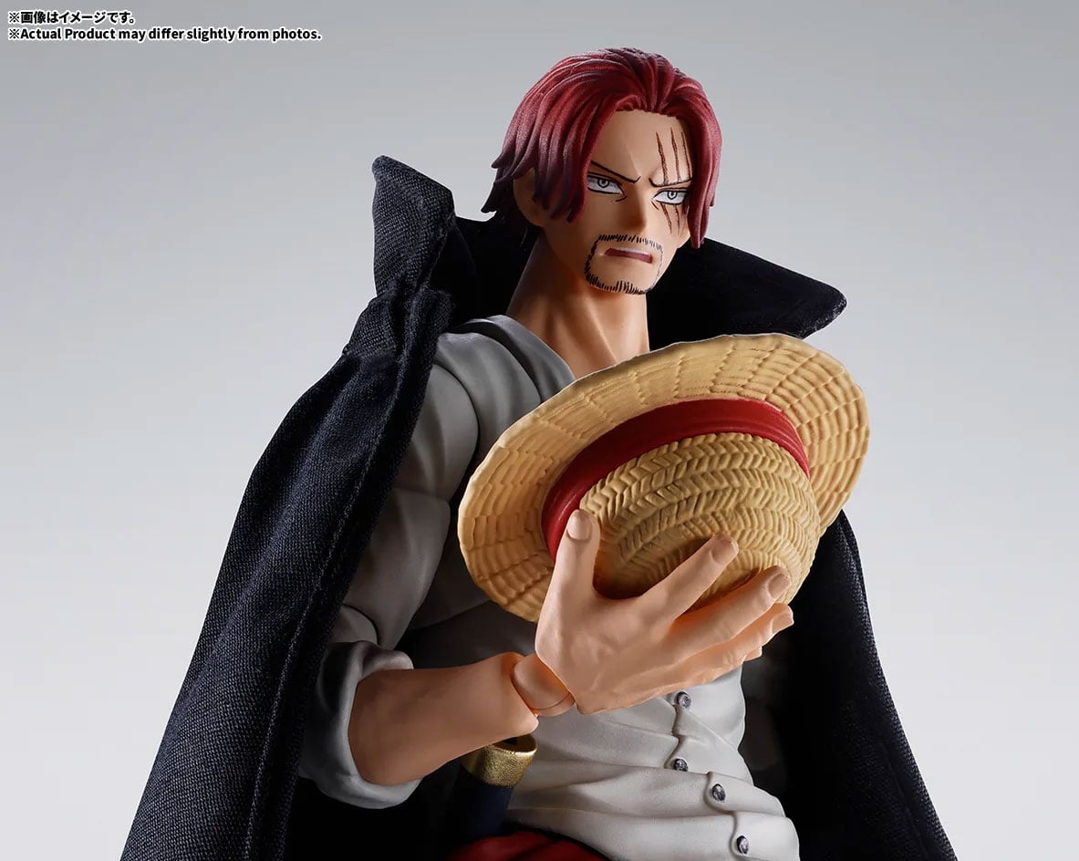 One Piece S.H.Figuarts Shanks (Marineford) Action Figure Gallery Image 9