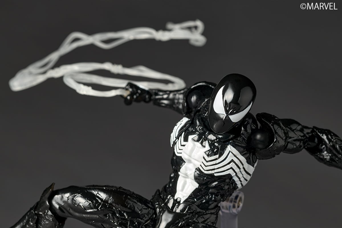 Marvel Comics Amazing Yamaguchi Revoltech NR147 Symbiote Suit Spider-Man Action Figure (Reissue) Gallery Image 9