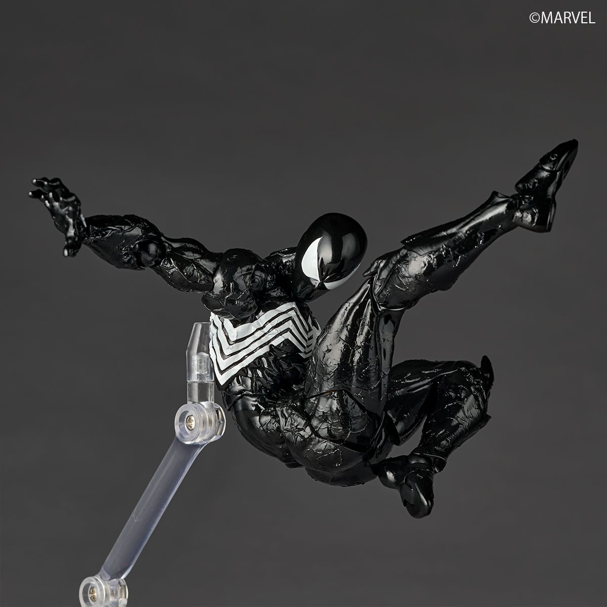 Marvel Comics Amazing Yamaguchi Revoltech NR147 Symbiote Suit Spider-Man Action Figure (Reissue) Gallery Image 8