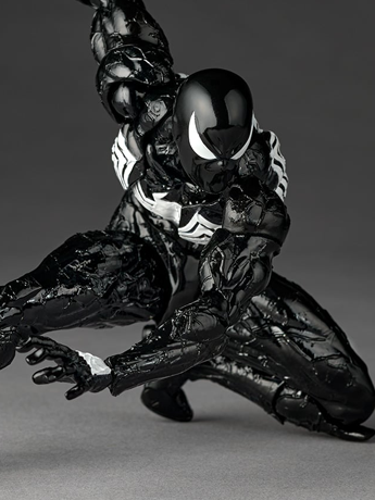 Marvel Comics Amazing Yamaguchi Revoltech NR147 Symbiote Suit Spider-Man Action Figure (Reissue) Gallery Image 2