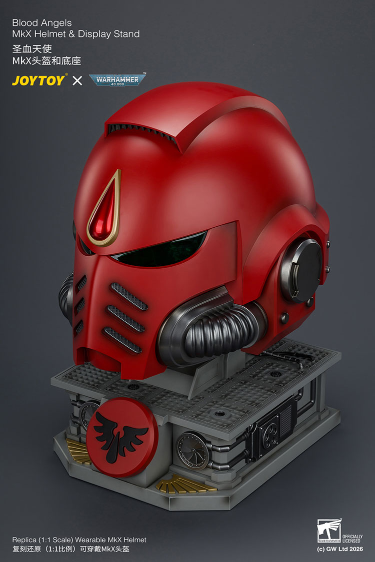 Warhammer 40,000 Blood Angels Mk X 1/1 Scale Helmet Replica with Display Stand Gallery Image 4