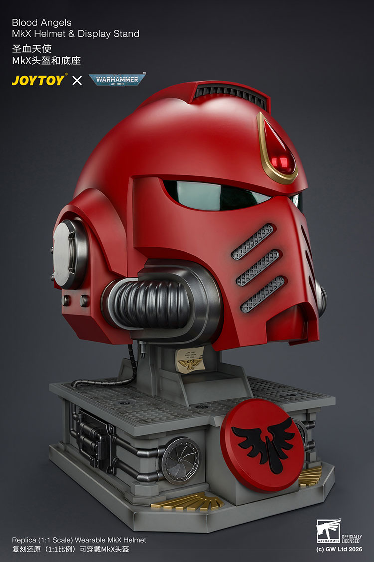 Warhammer 40,000 Blood Angels Mk X 1/1 Scale Helmet Replica with Display Stand Gallery Image 13