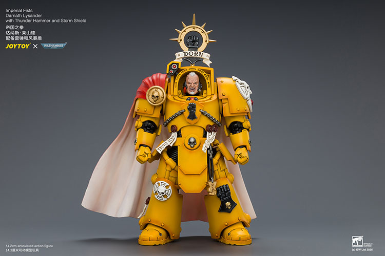 Warhammer 40,000 Imperial Fists Darnath Lysander 1/18 Scale Action Figure Gallery Image 3