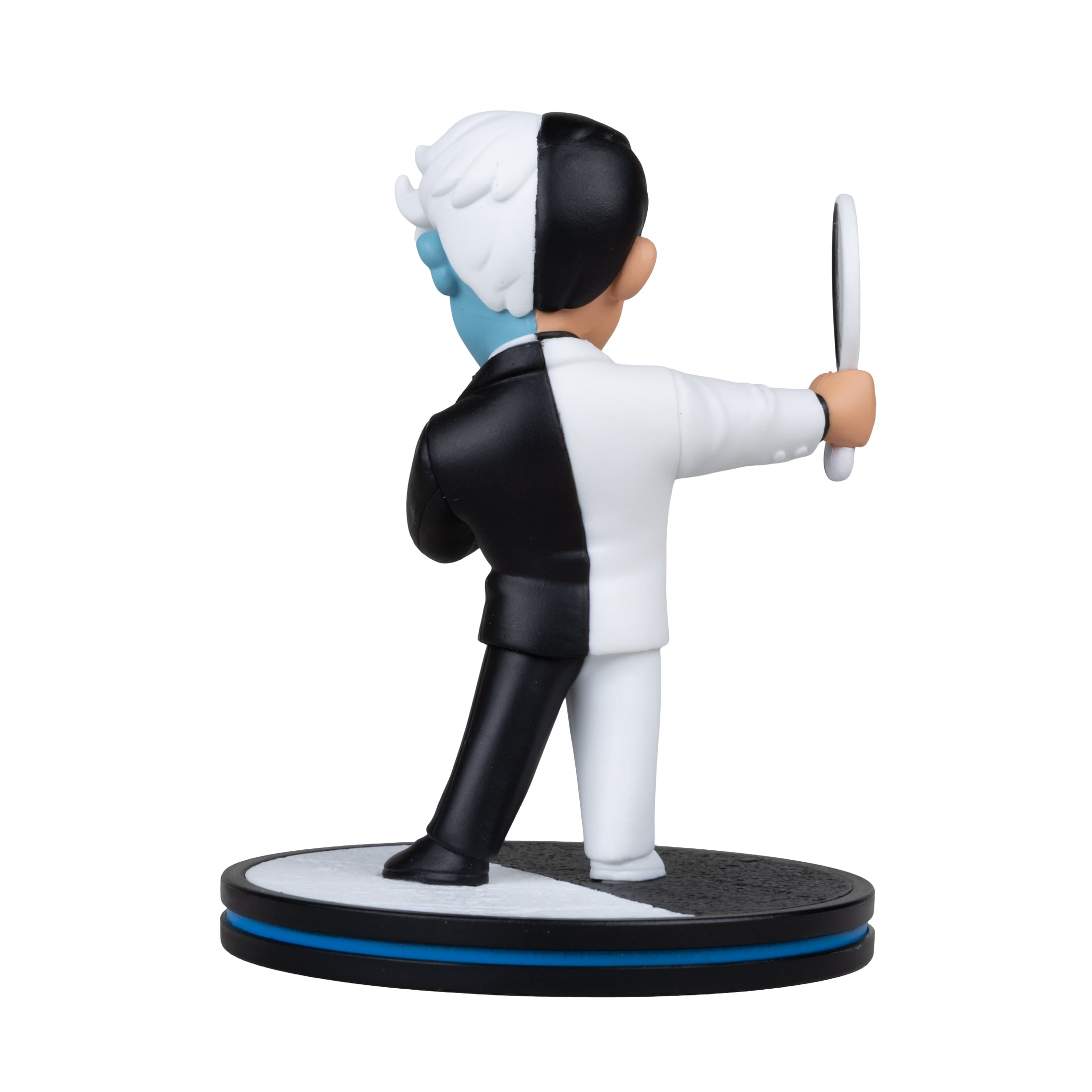 Batman: The Animated Series Q-Fig Two-Face Figure Gallery Image 6