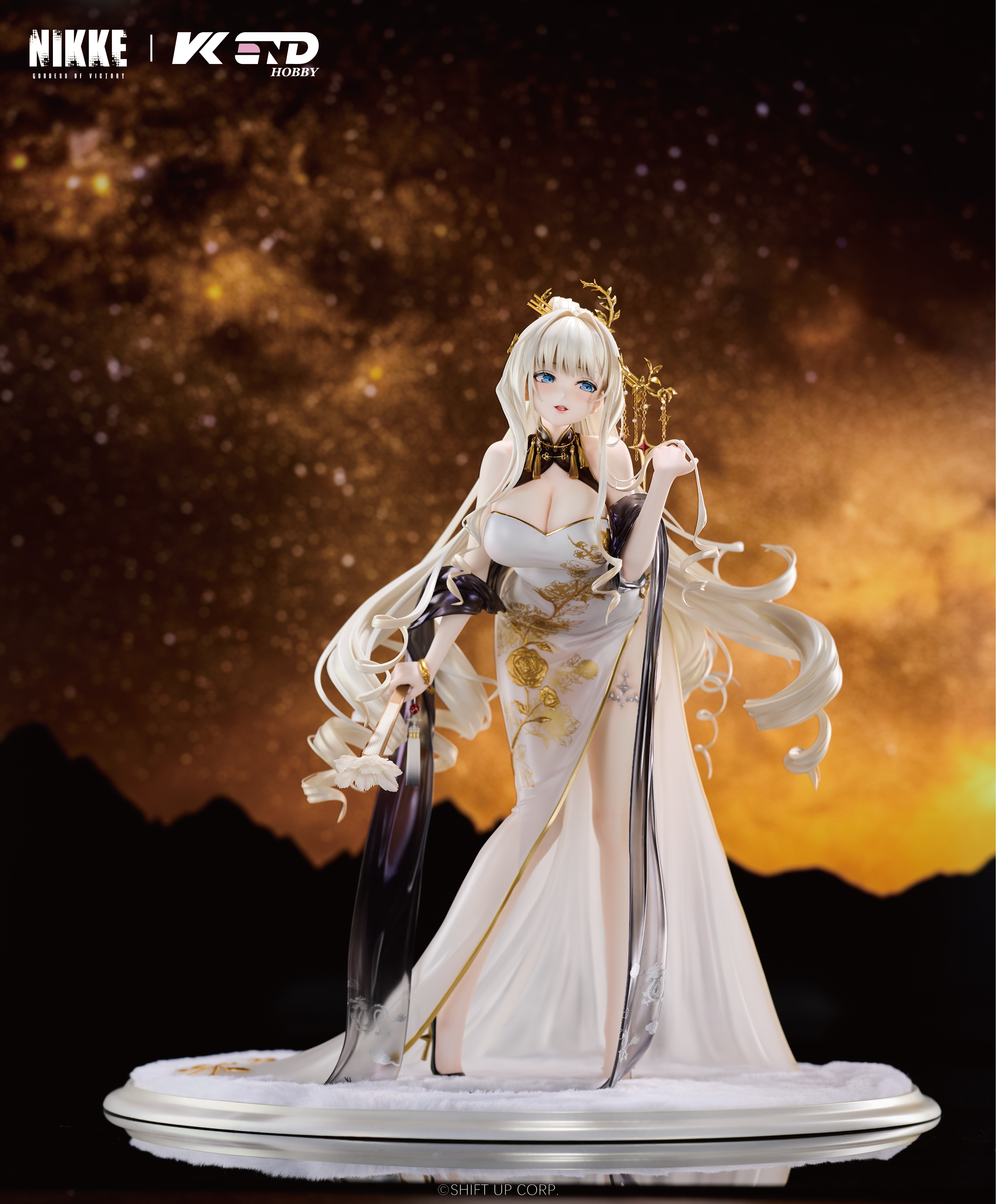 Goddess of Victory: Nikke Crown: Glorious Flower 1/4 Scale Figure (With Bonus) Gallery Image 4