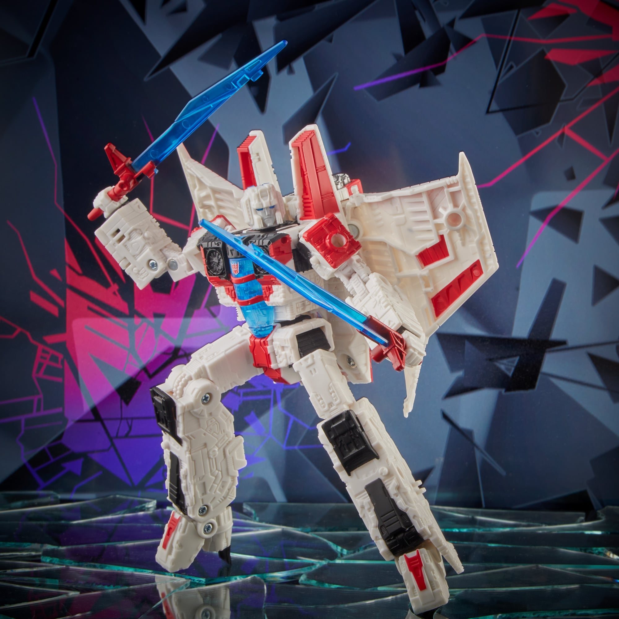 Transformers Shattered Glass Collection Voyager Class Starscream Action Figure Gallery Image 3