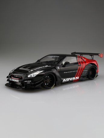 Liberty Walk #13 LB Works R35 GT-R Type 2 Ver.2 1/24 Scale Model