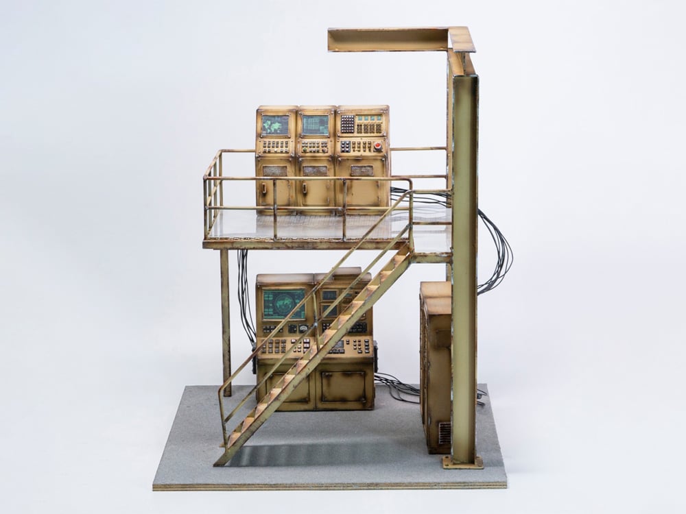 Relay Control Platform 1/12 Scale Diorama Gallery Image 1