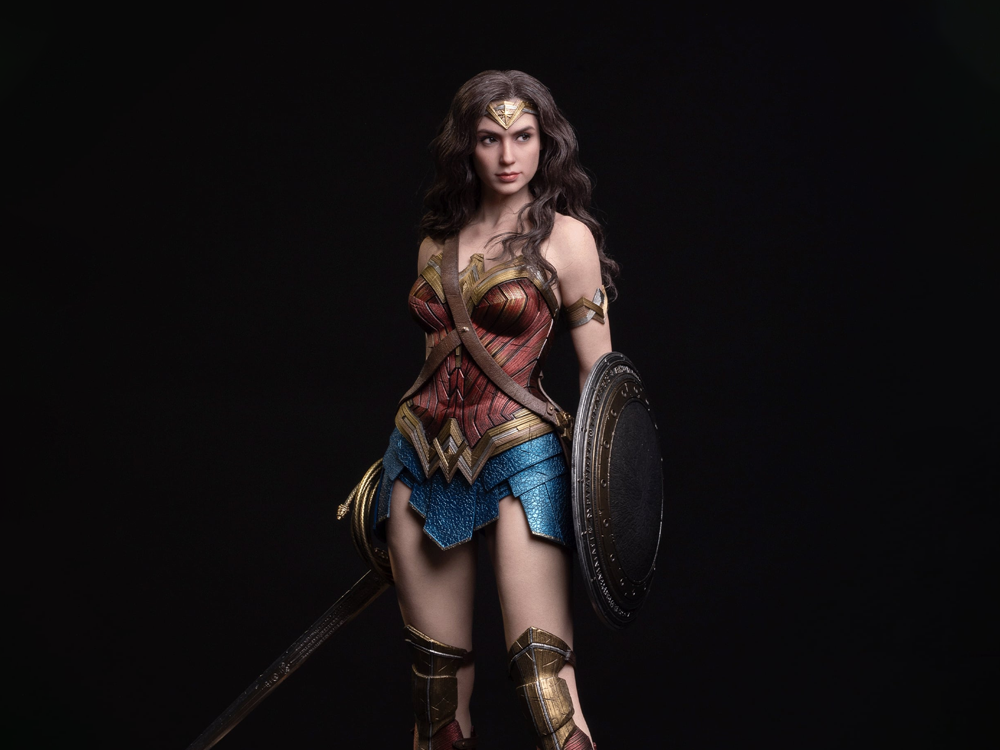 Image of Justice League Hyperreal Wonder Woman 1/6 Scale Statue