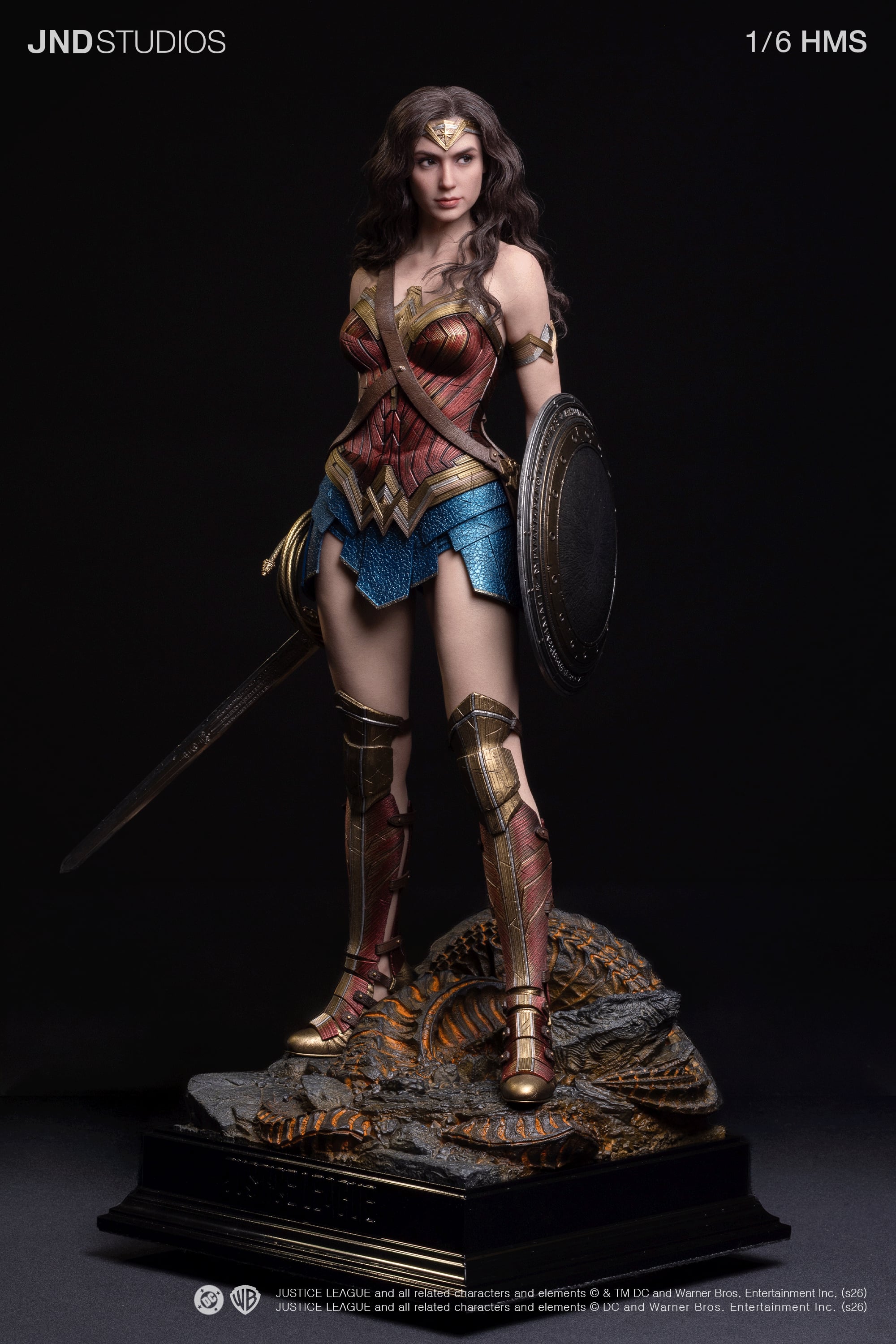 Justice League Hyperreal Wonder Woman 1/6 Scale Statue Gallery Image 3