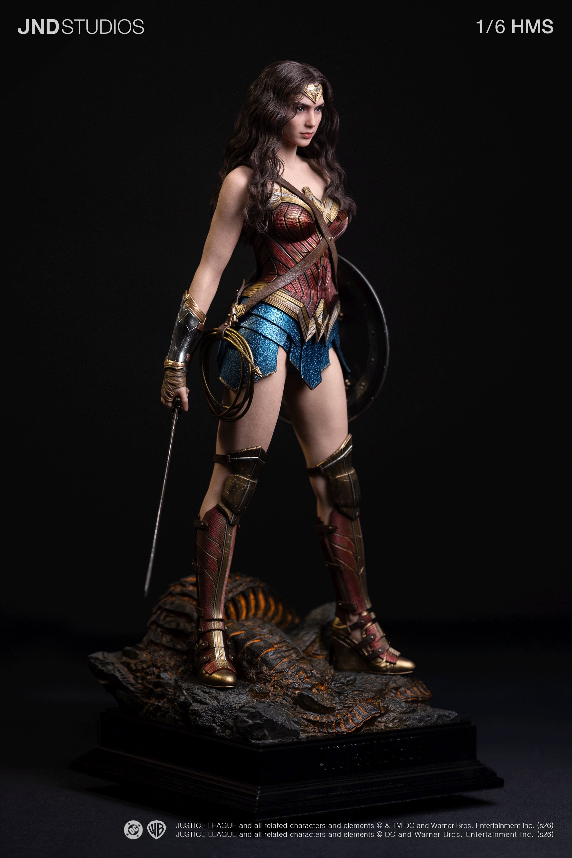 Justice League Hyperreal Wonder Woman 1/6 Scale Statue Gallery Image 9