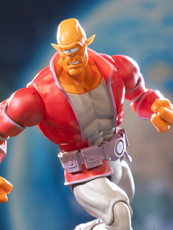 Invincible Deluxe Allen the Alien Action Figure Gallery Image 2