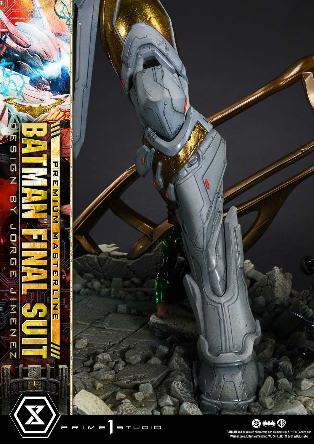 Justice League Premium Masterline Batman Final Suit (Bonus Ver.) Scaled Limited Edition Statue Gallery Image 25