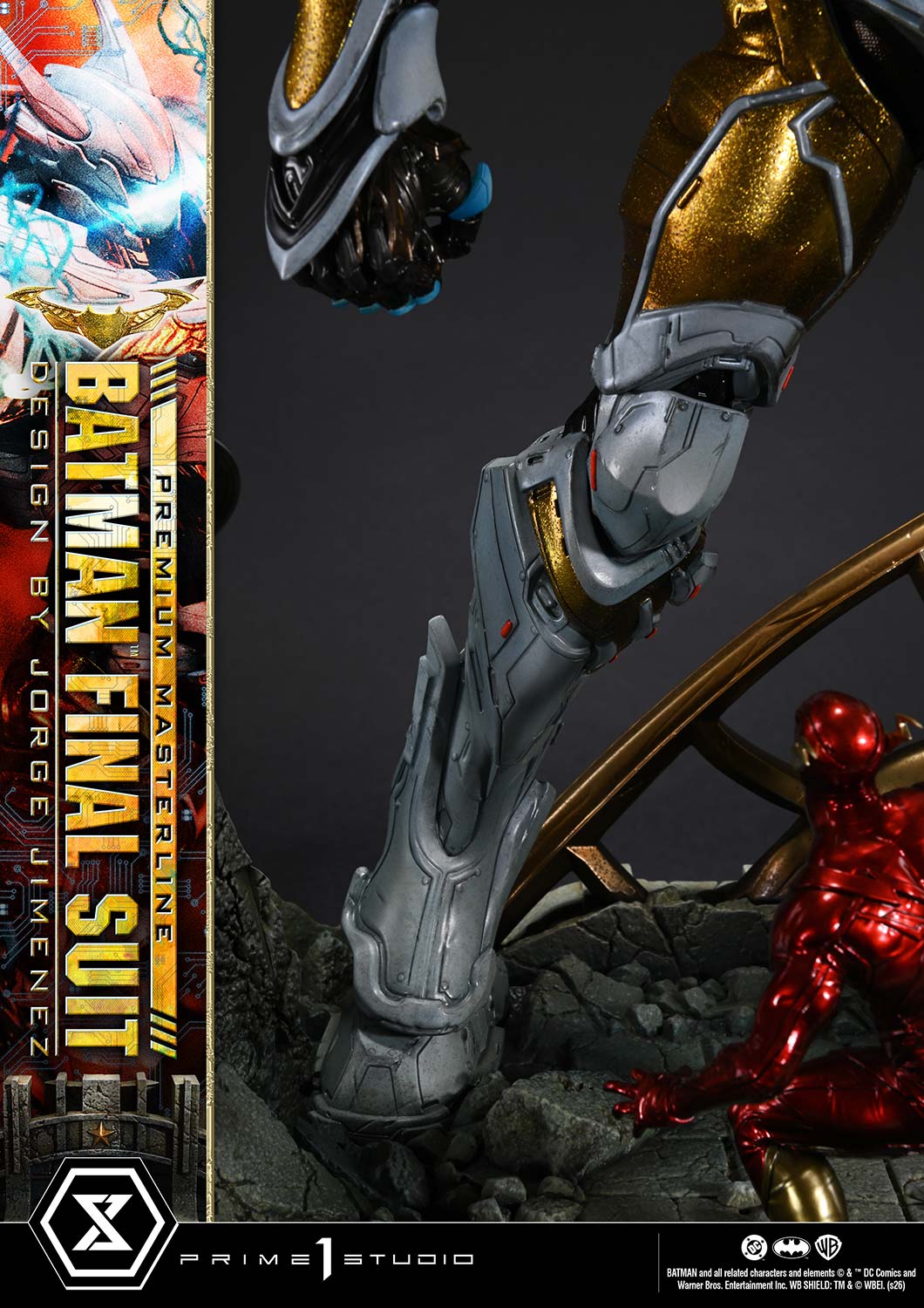 Justice League Premium Masterline Batman Final Suit (Bonus Ver.) Scaled Limited Edition Statue Gallery Image 24