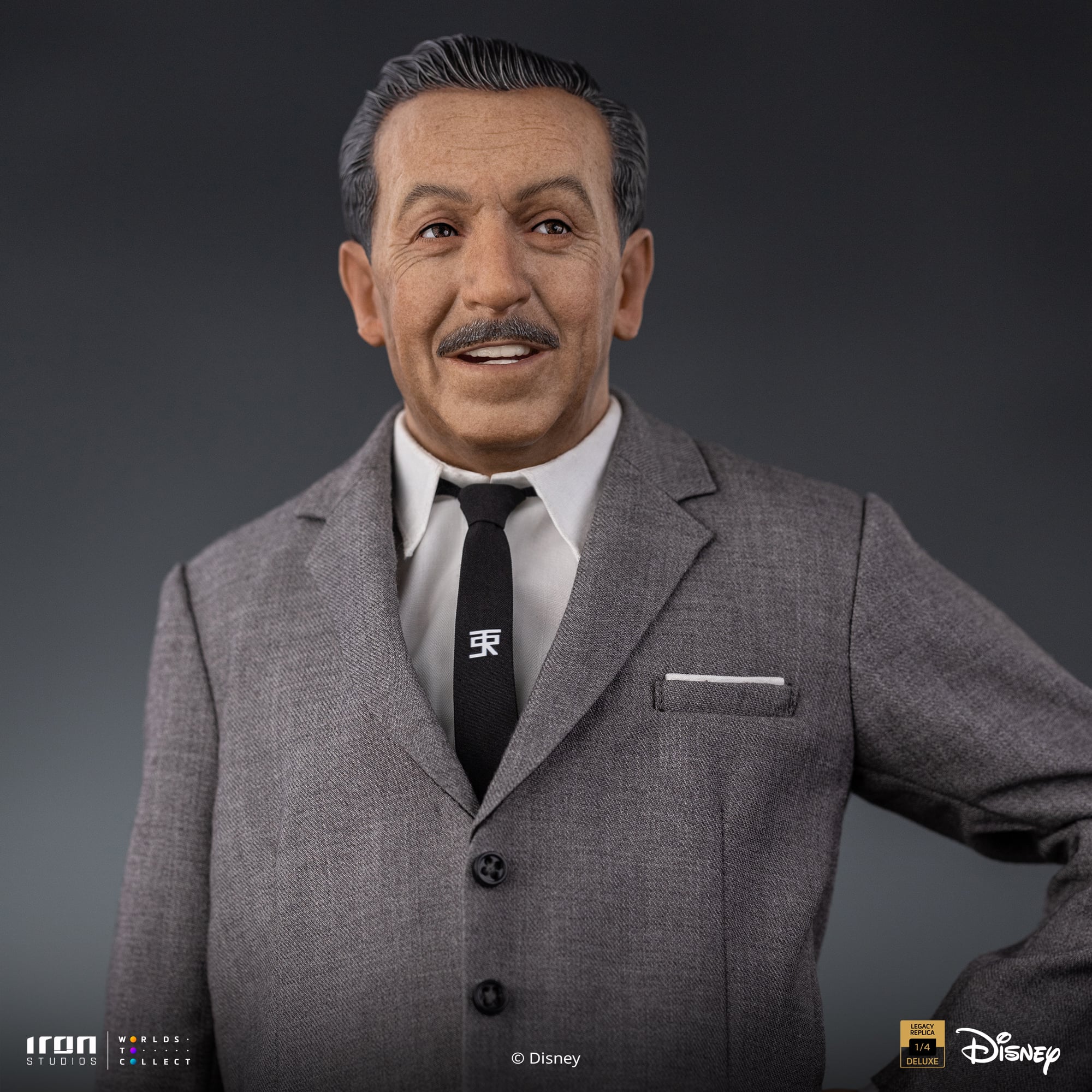 Disney Classics Walt Disney & Mickey Mouse Legacy Replica 1/4 Scale Statue Gallery Image 26