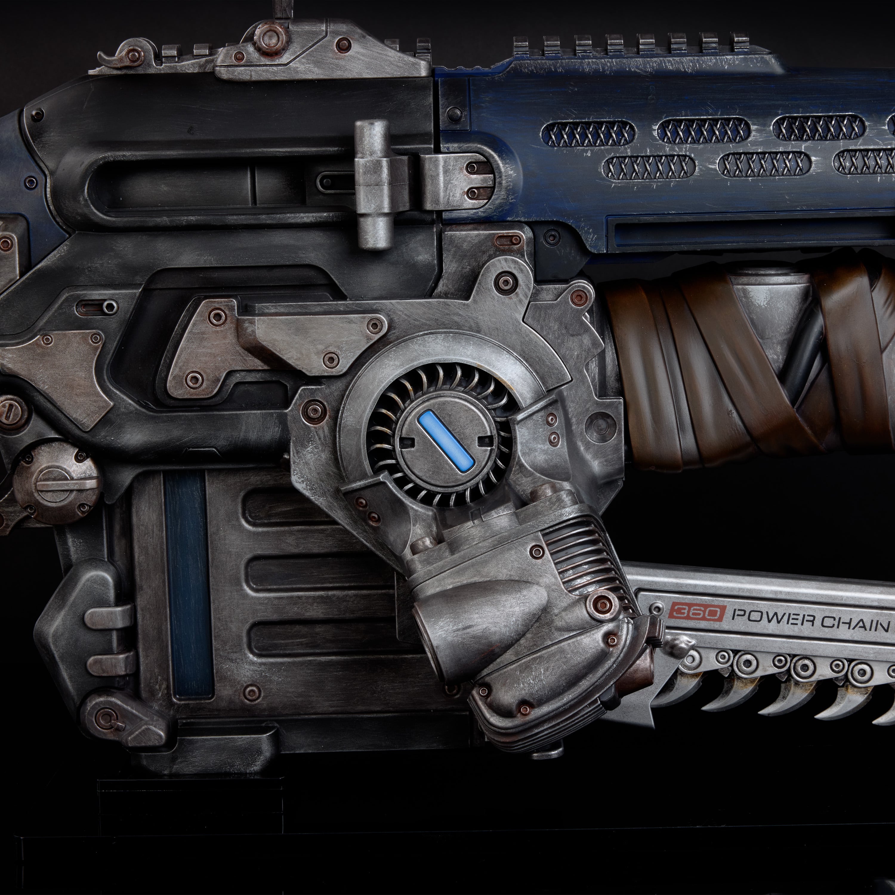 Gears of War: E-Day Prototype Lancer Assault Rifle 1/1 Scale Replica Gallery Image 7