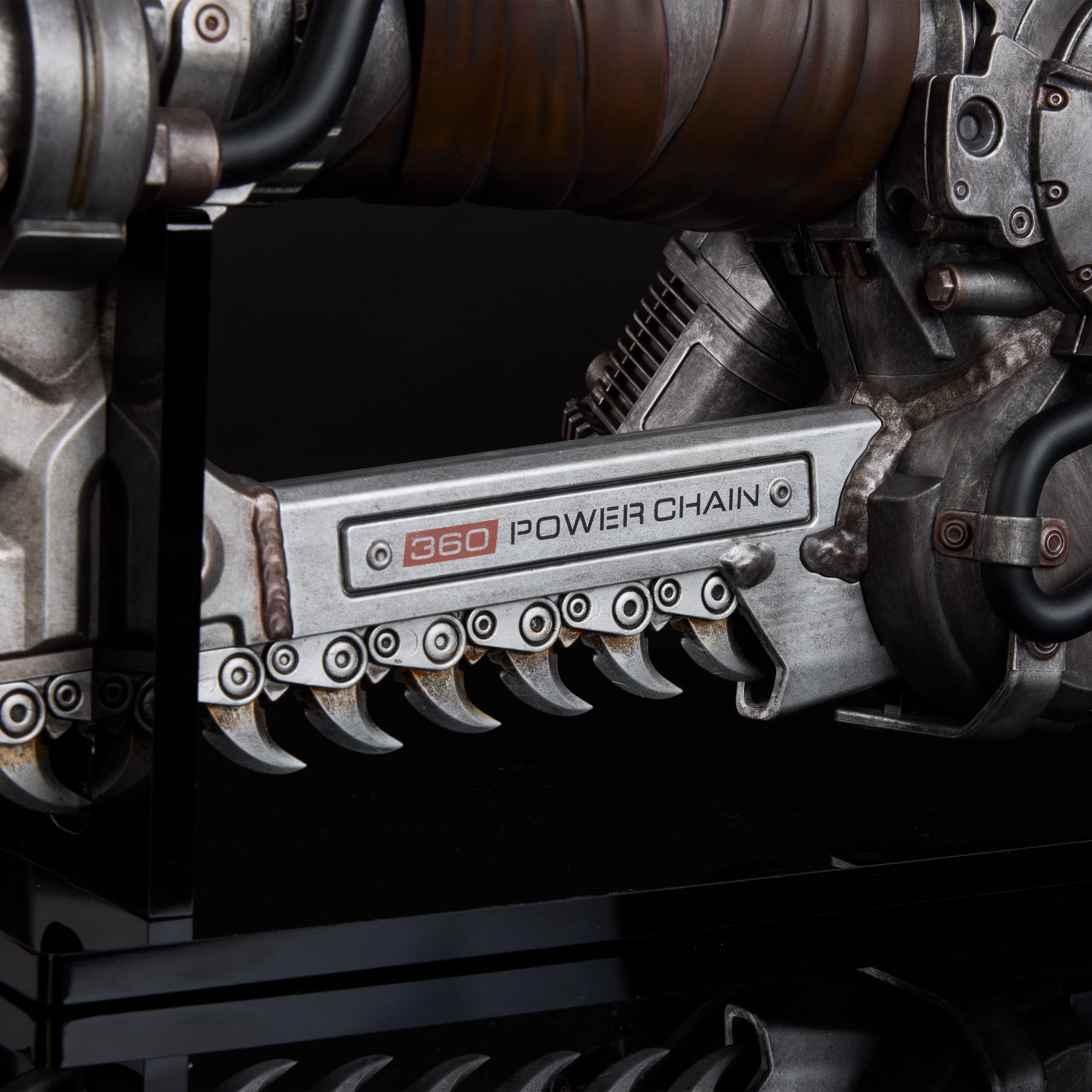 Gears of War: E-Day Prototype Lancer Assault Rifle 1/1 Scale Replica Gallery Image 6