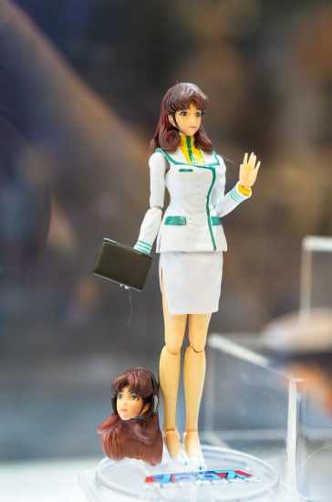 Macross Advanced Lisa Hayes (Military Uniform Ver.) 1/12 Scale Action Figure Gallery Image 3