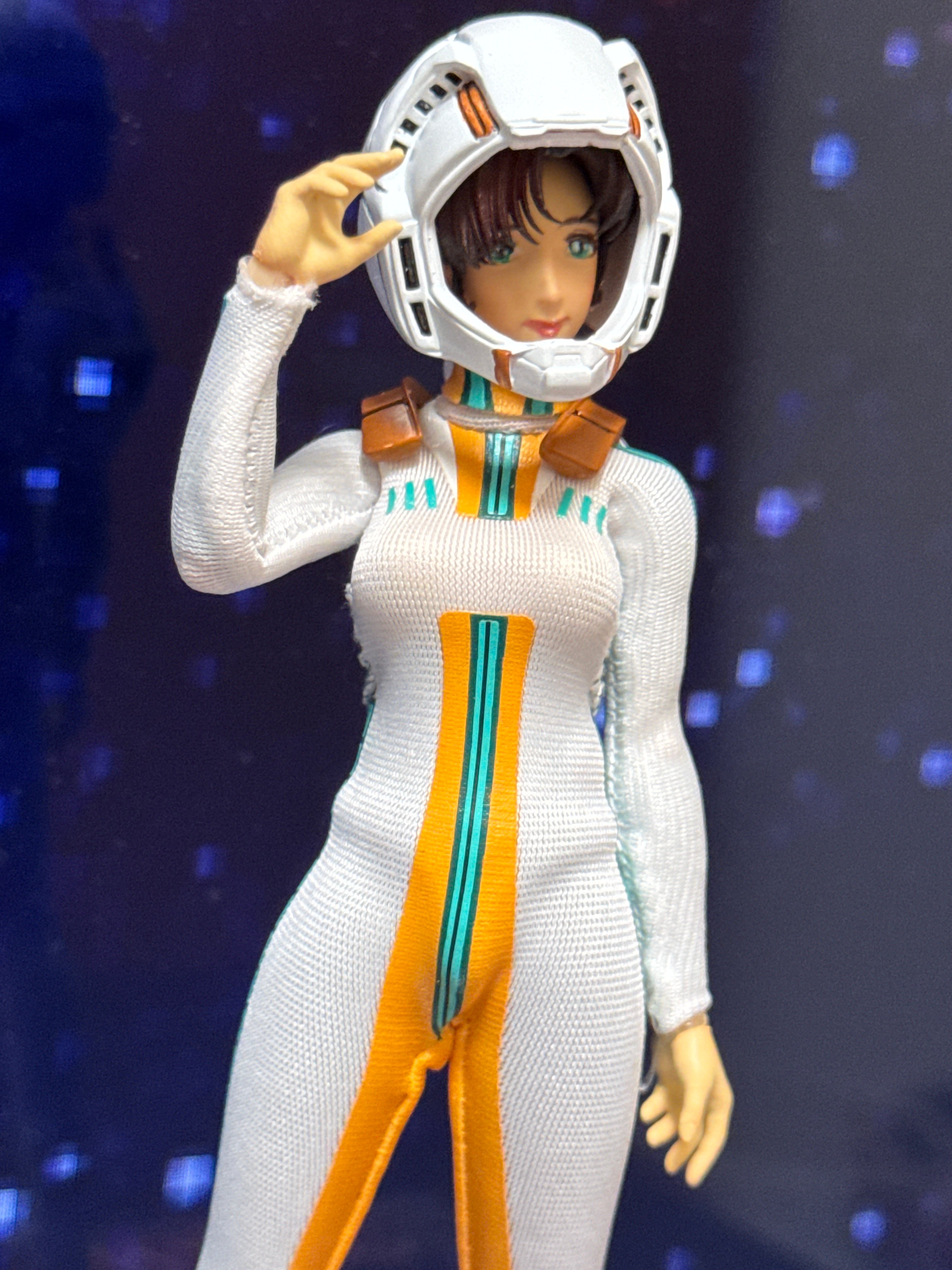 Macross Advanced Lisa Hayes (Pilot Uniform Ver.) 1/12 Scale Action Figure Gallery Image 3