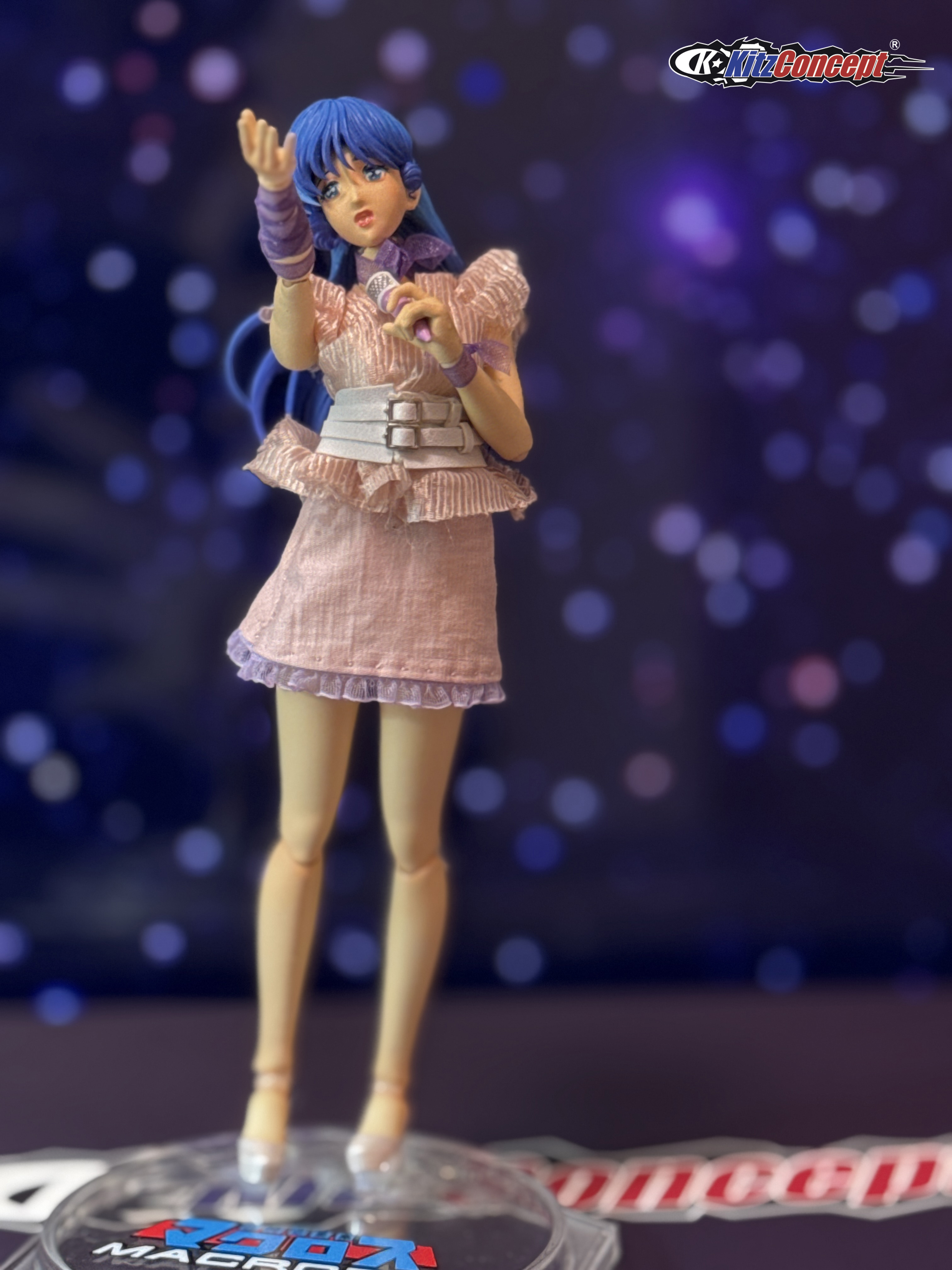 Macross Advanced Lynn Minmay (Diva Ver.) 1/12 Scale Action Figure Gallery Image 3