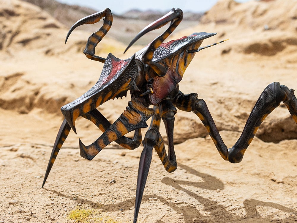 Image of Starship Troopers Exquisite Basic Warrior Bug Action Figure