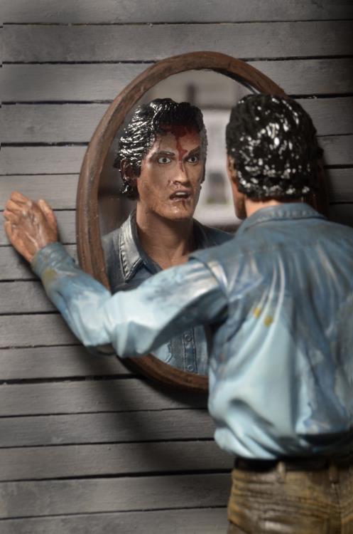 Evil Dead 2 Ultimate Ash Figure Gallery Image 6