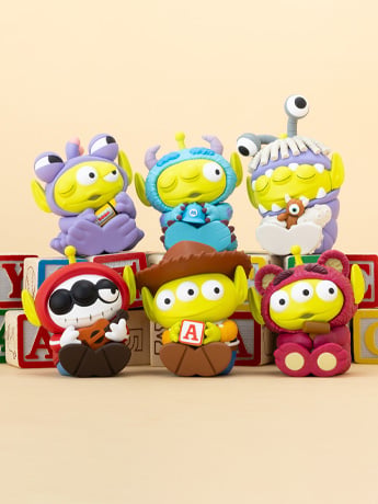 Image of Disney Pixar Perihapi! Katazun Hug Aliens Box of 8 Random Figures