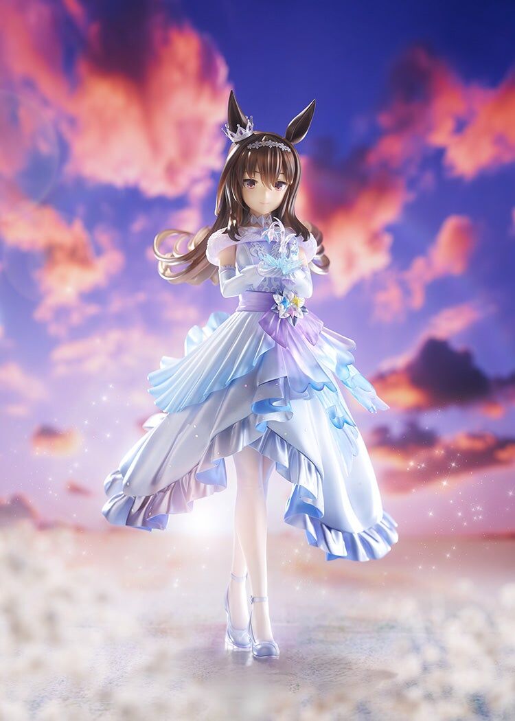 Uma Musume: Pretty Derby Admire Vega (Glacialis Vega) 1/7 Scale Figure Gallery Image 3