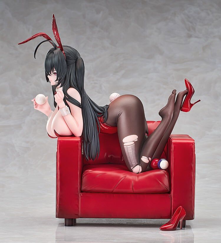 Azur Lane Taihou: Fun on the Baize (Illustration Ver.) 1/7 Scale Figure Gallery Image 8