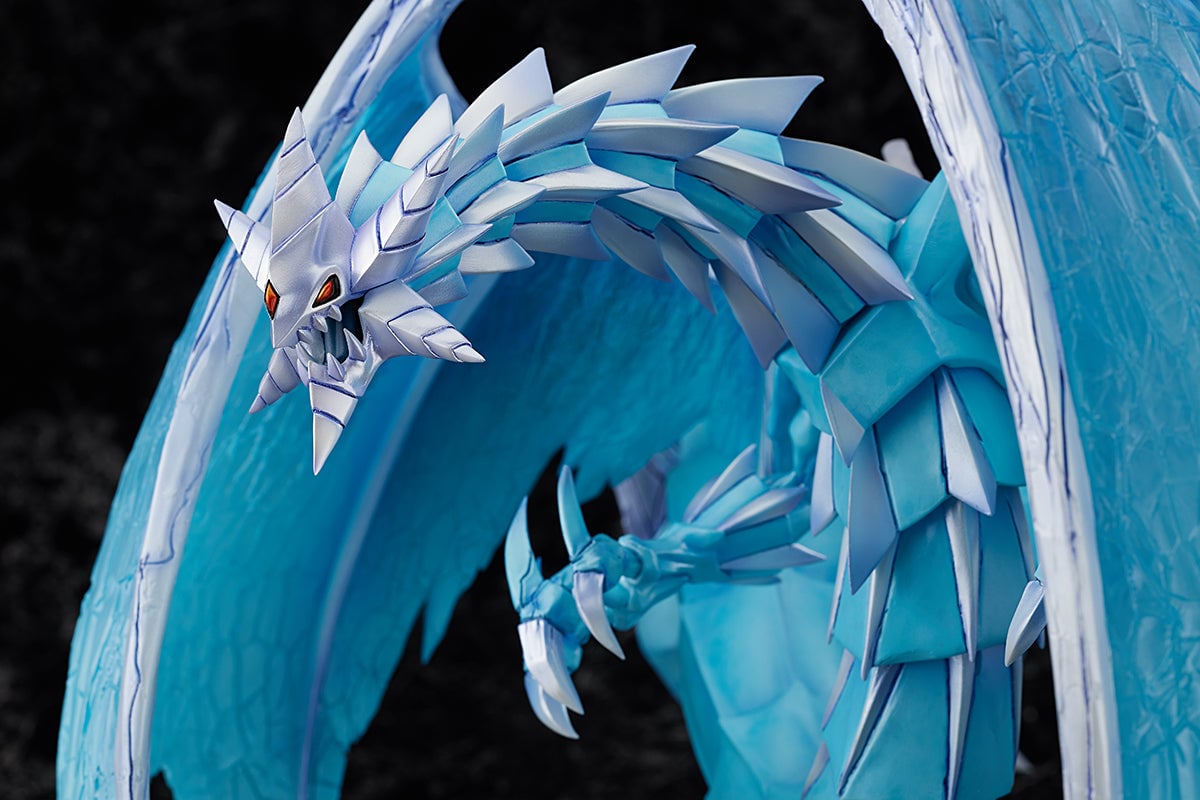 Yu-Gi-Oh! Monster Figure Collection Brionac, Dragon of the Ice Barrier Figure Gallery Image 13