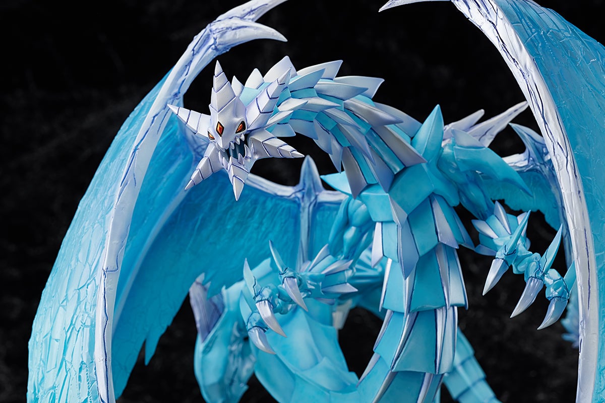 Yu-Gi-Oh! Monster Figure Collection Brionac, Dragon of the Ice Barrier Figure Gallery Image 12