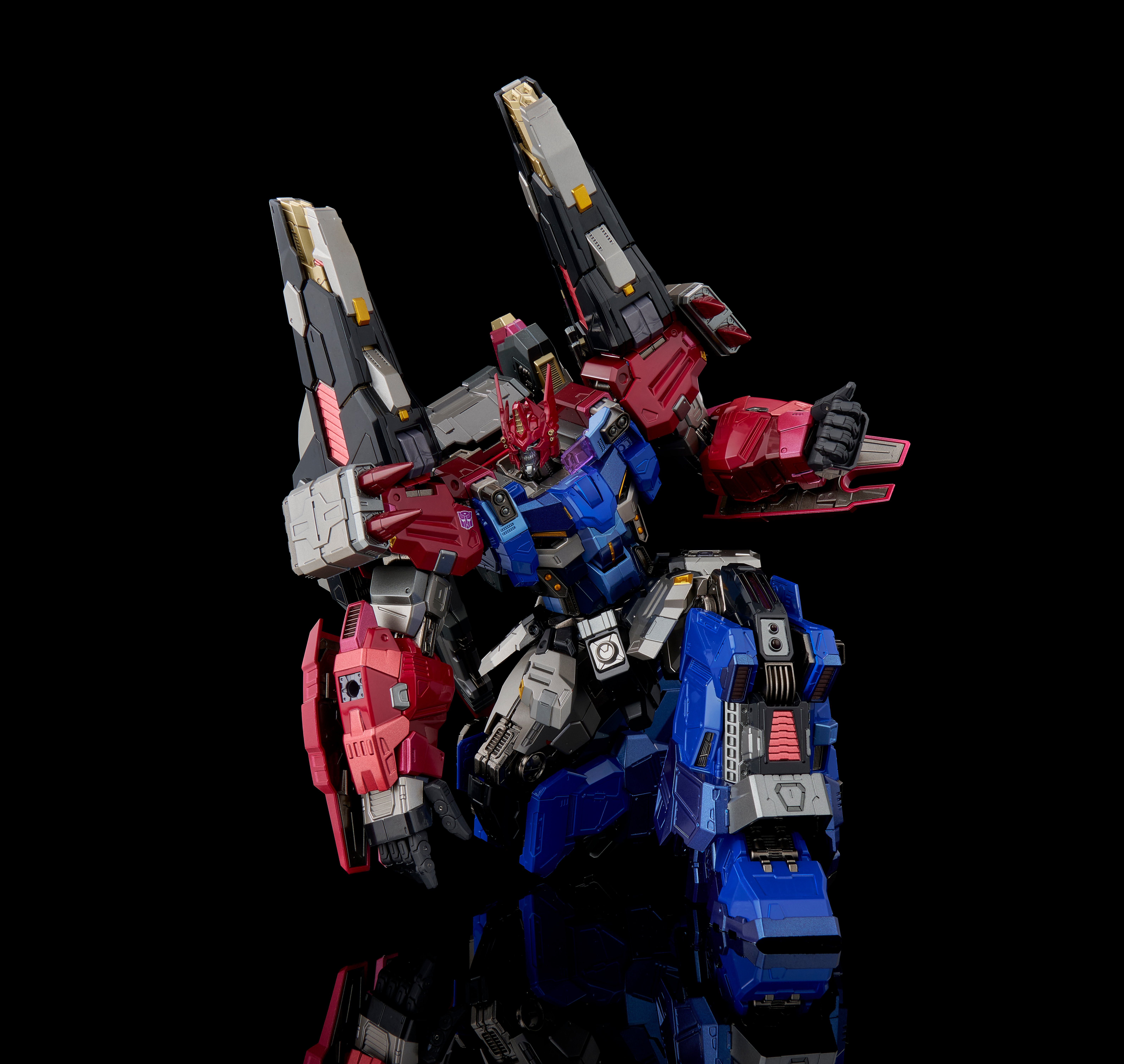 Transformers: Shattered Glass Kuro Kara Kuri Ultra Magnus Limited Edition Figure Gallery Image 20