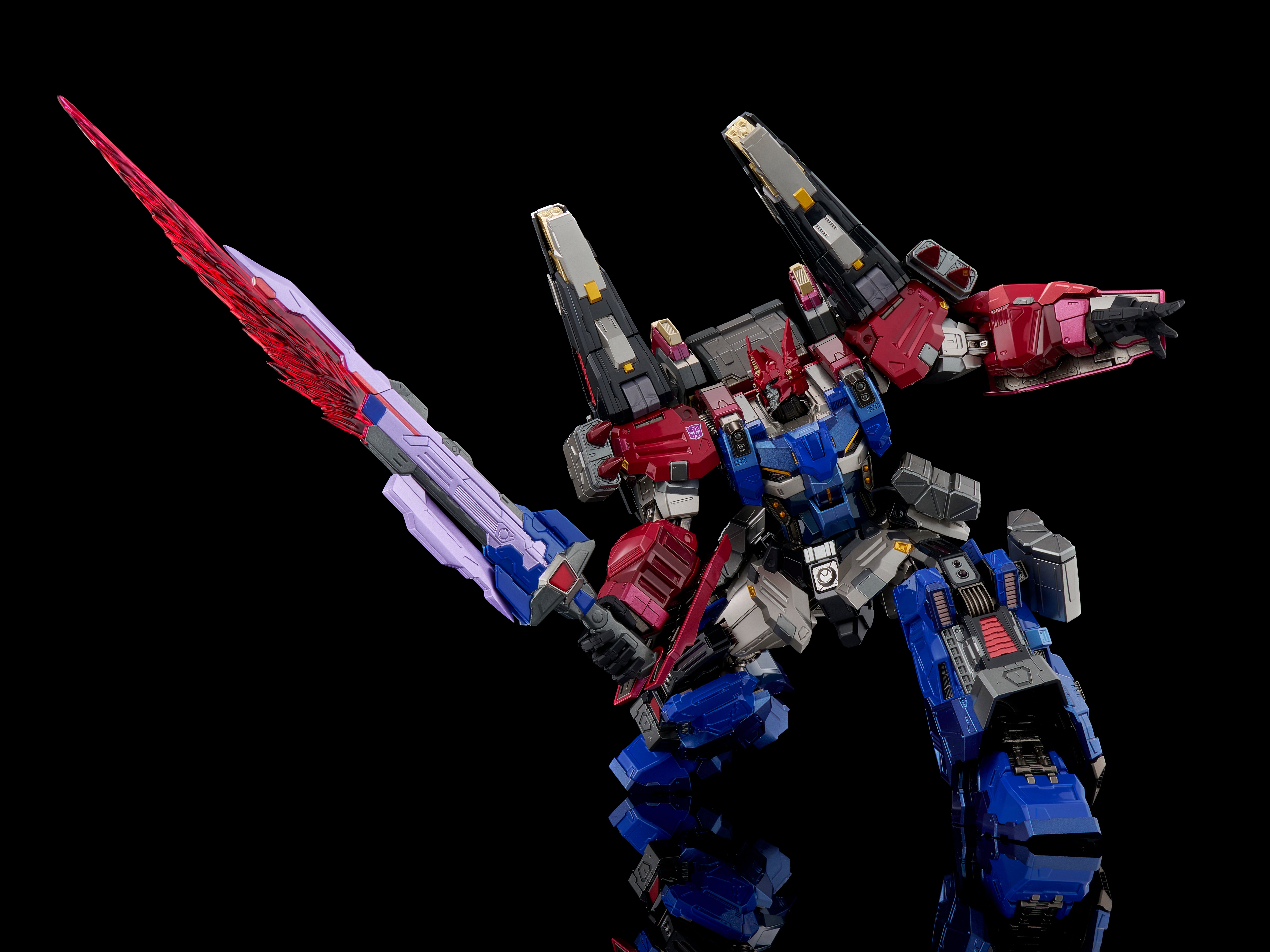 Transformers: Shattered Glass Kuro Kara Kuri Ultra Magnus Limited Edition Figure Gallery Image 18