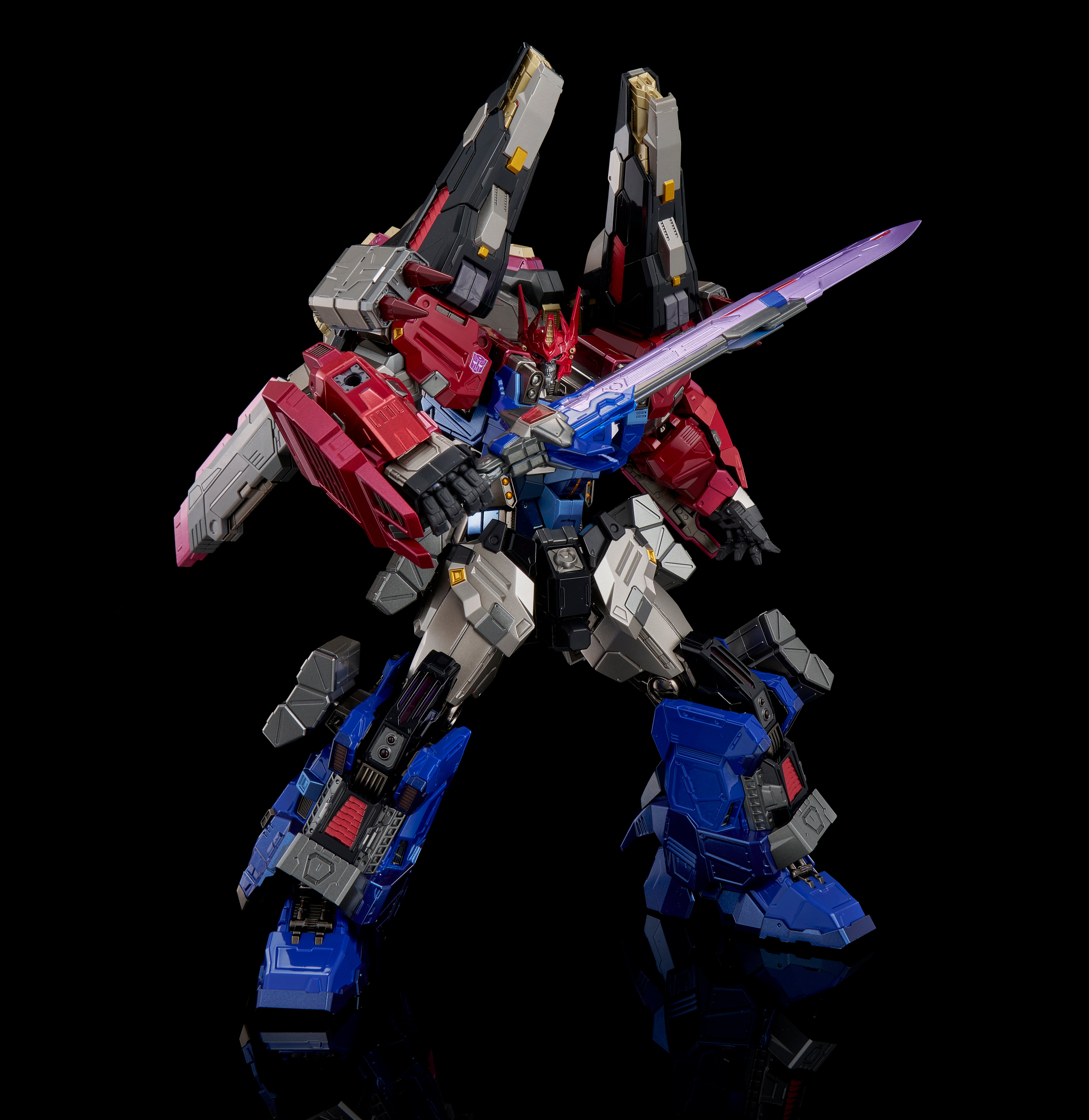 Transformers: Shattered Glass Kuro Kara Kuri Ultra Magnus Limited Edition Figure Gallery Image 15