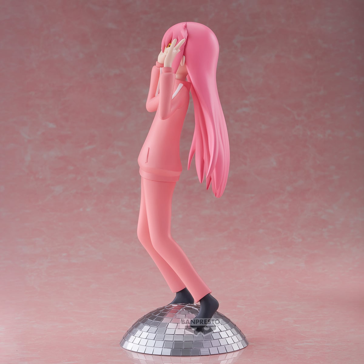 Bocchi the Rock! Hitori Gotoh Figure Gallery Image 6