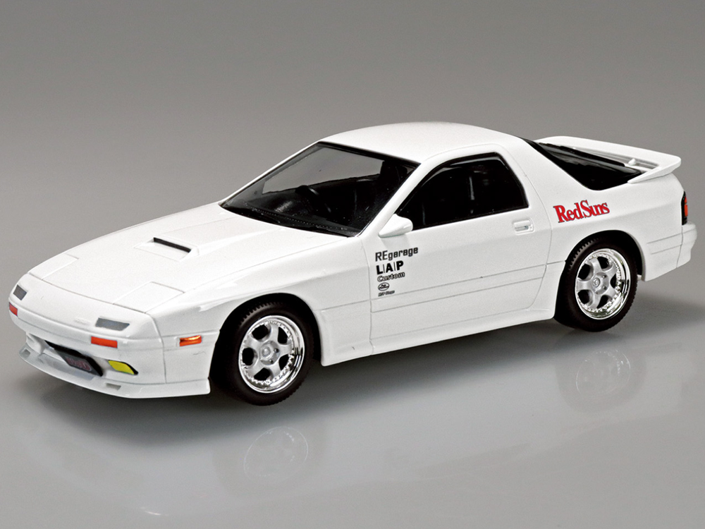 Initial D Snap Kit #CM-3 Ryosuke's FC 1/32 Scale Model Kit Gallery Image 1