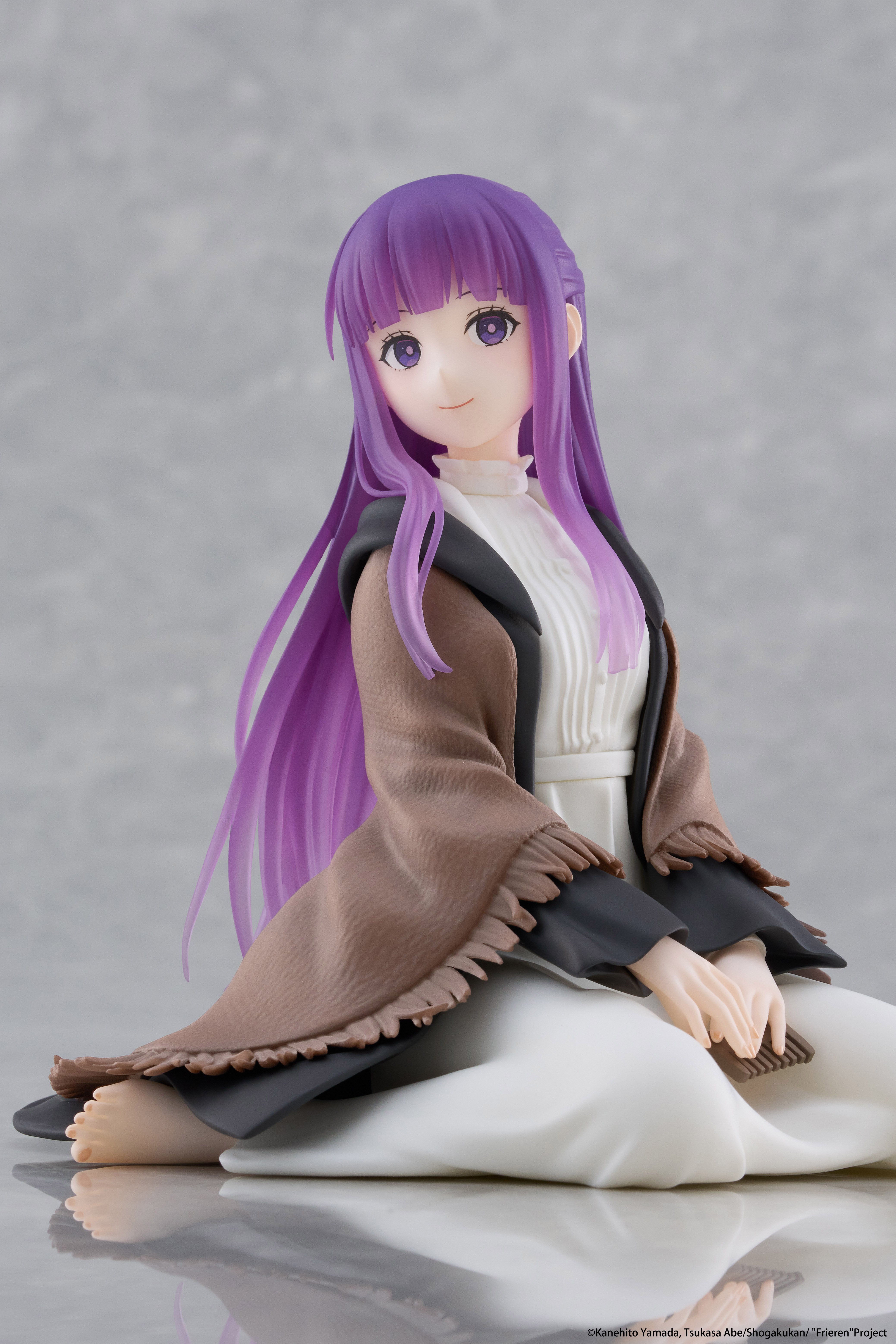 Frieren: Beyond Journey's End Desktop Cute Fern Figure (Reissue) Gallery Image 12