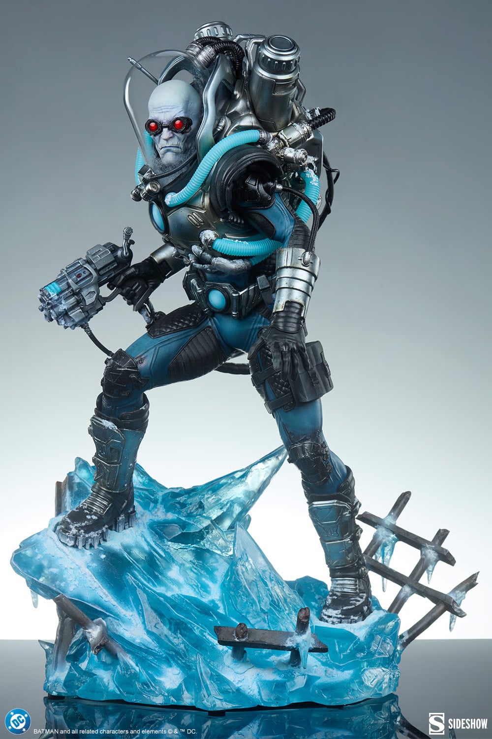 DC Comics Premium Format Mr. Freeze Statue Gallery Image 9