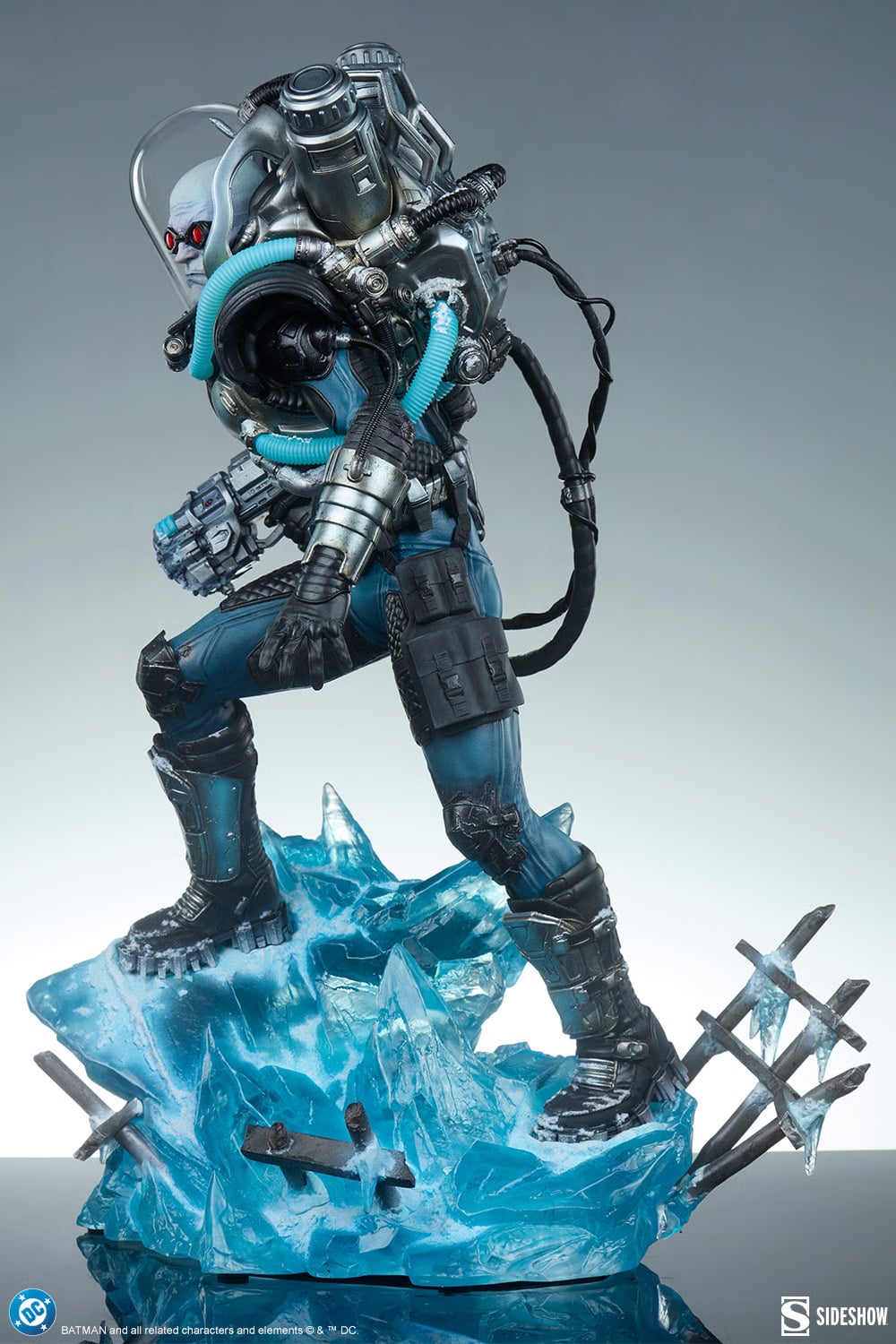 DC Comics Premium Format Mr. Freeze Statue Gallery Image 8