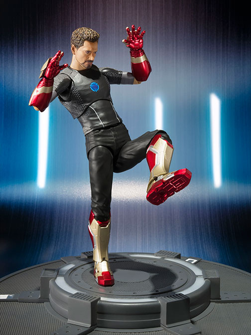 Iron Man 3 S.H.Figuarts Tony Stark Gallery Image 6