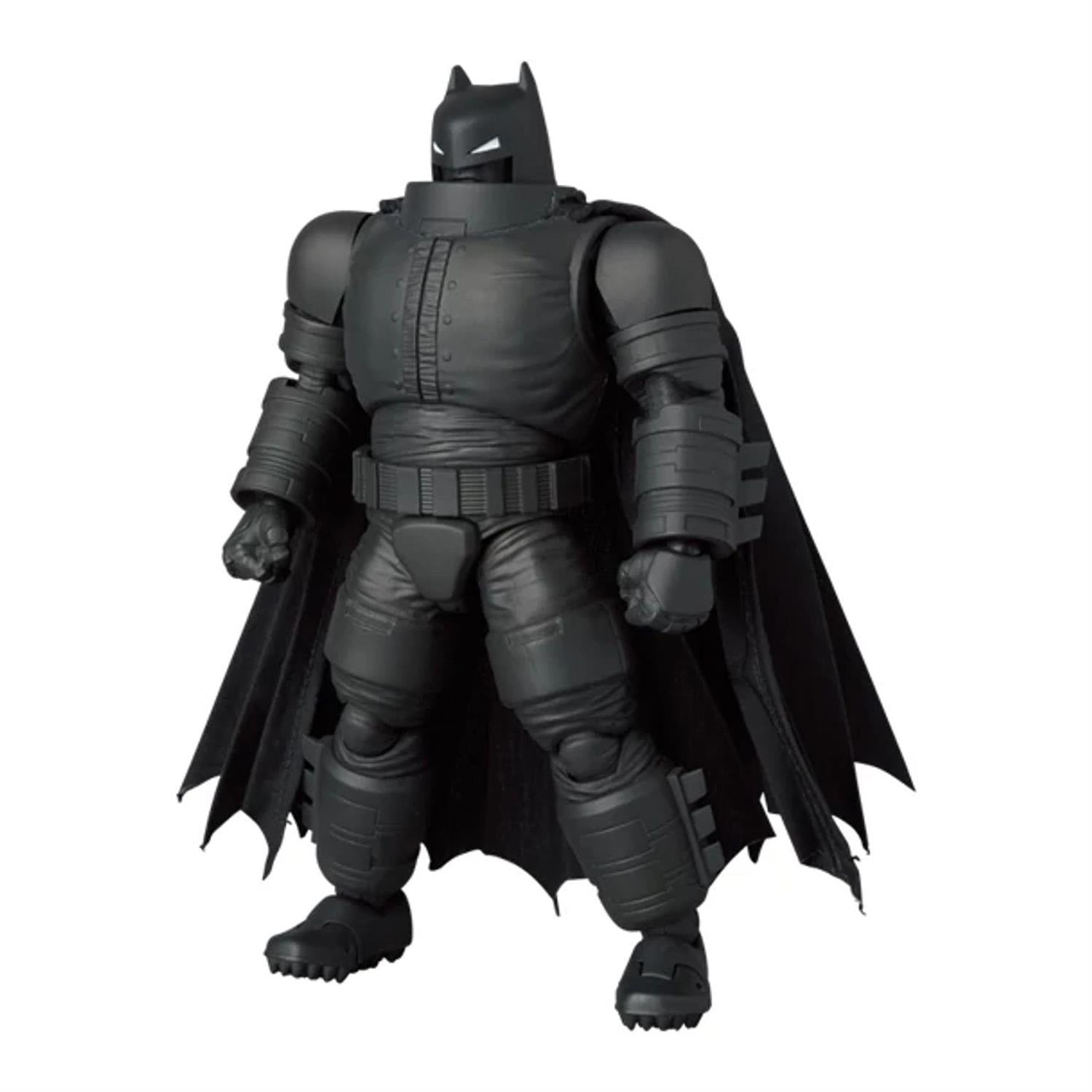 The Dark Knight Returns MAFEX No.193 Batman (The Dark Knight Falls Ver.) Action Figure Gallery Image 4