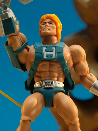 Masters of the Universe: Origins Laser Power He-Man Deluxe Action Figure Gallery Image 2