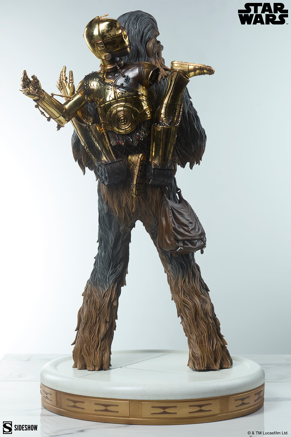 Star Wars Premium Format Chewbacca and C-3PO Statue Gallery Image 11