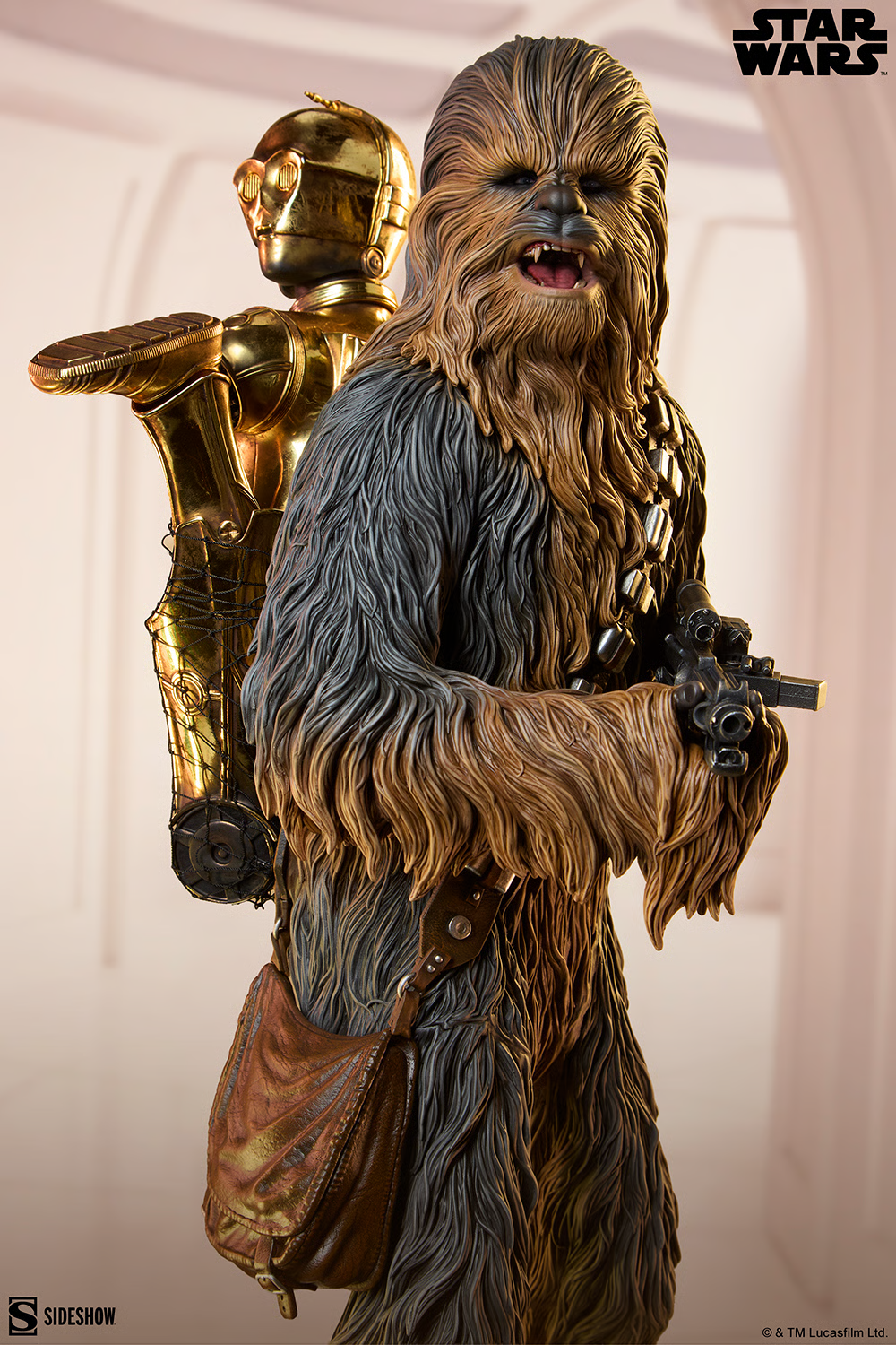 Star Wars Premium Format Chewbacca and C-3PO Statue Gallery Image 4
