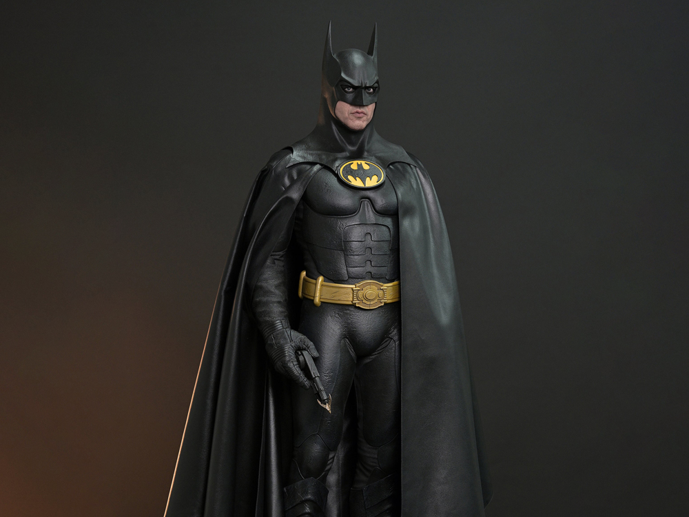 Batman Returns Hyperreal Batman 1/3 Scale Limited Edition Statue Gallery Image 1