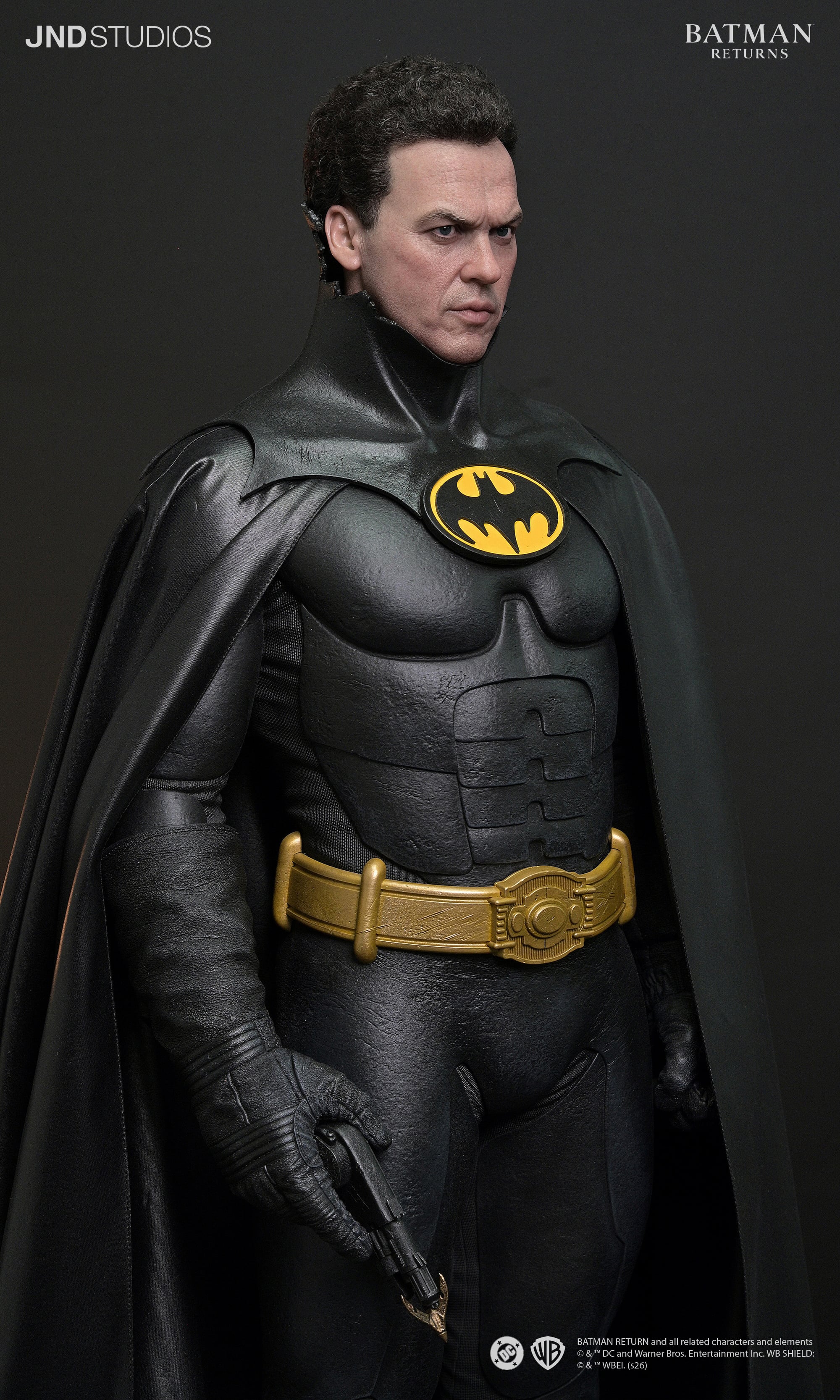 Batman Returns Hyperreal Batman 1/3 Scale Limited Edition Statue and Bust Set Gallery Image 18
